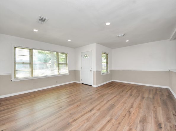 214 Axilda Street, Houston TX 77017