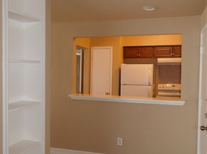 2100 Tanglewilde Street 250, Houston TX 77063