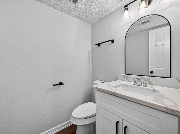 7706 Miller Glen Lane, Houston TX 77072