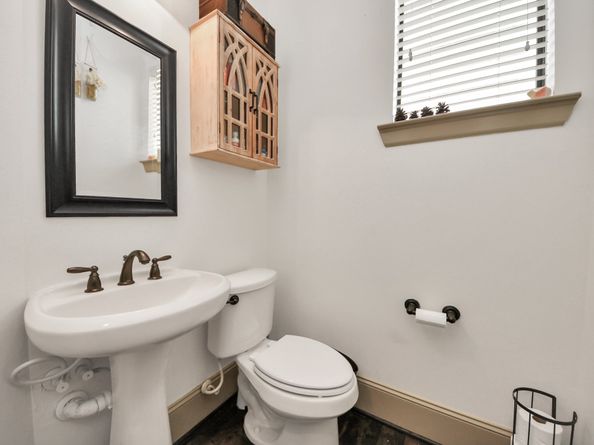 1141 W 23rd st A, Houston TX 77008