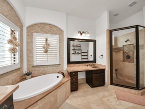 1141 W 23rd st A, Houston TX 77008