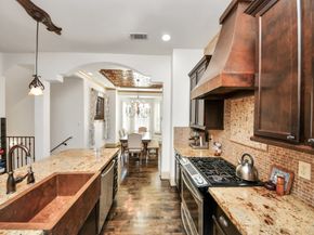 1141 W 23rd st A, Houston TX 77008