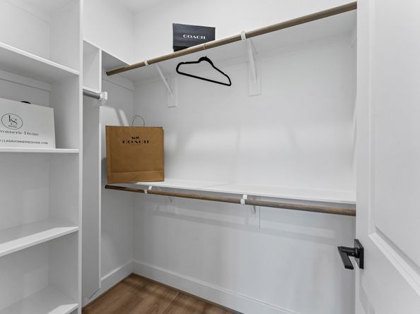 1122 W 17th Street D, Houston TX 77008