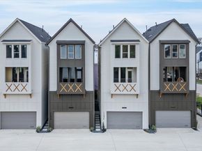 1122 W 17th Street D, Houston TX 77008