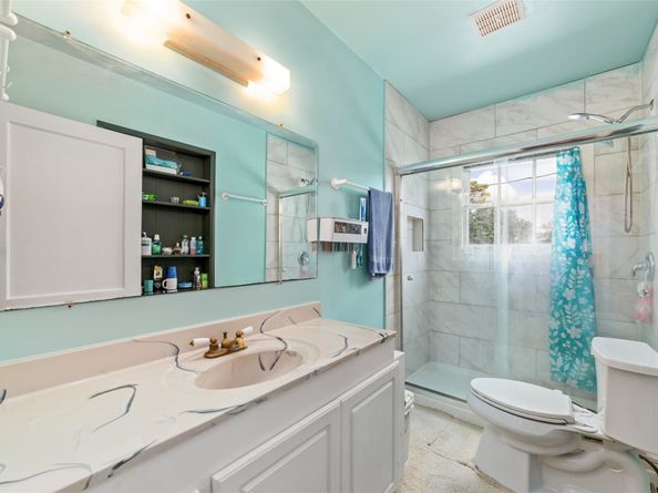 8023 Findlay Street, Houston TX 77017