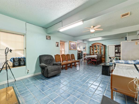 8023 Findlay Street, Houston TX 77017