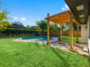 255 Taranto Lane, Houston TX 77015