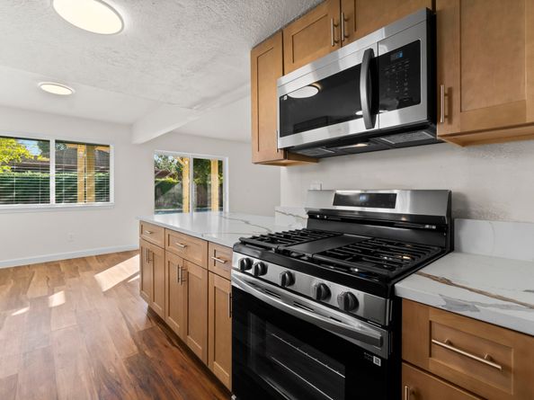 255 Taranto Lane, Houston TX 77015