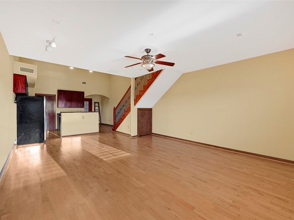 2900 Hamilton Street 25, Houston TX 77004