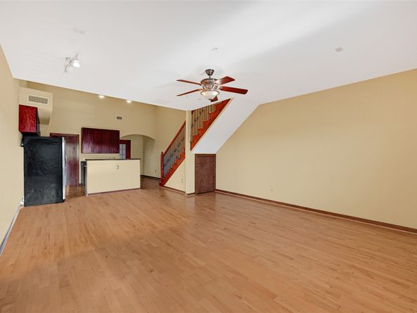 2900 Hamilton Street 25, Houston TX 77004