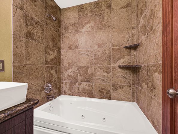 2900 Hamilton Street 25, Houston TX 77004