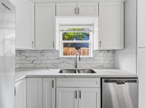 3923 Hickok Lane, Houston TX 77047