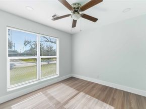 3923 Hickok Lane, Houston TX 77047