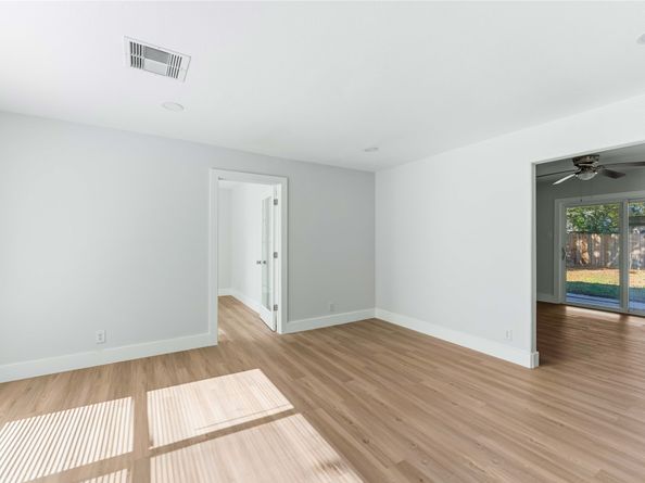 3923 Hickok Lane, Houston TX 77047