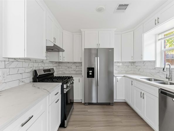 3923 Hickok Lane, Houston TX 77047