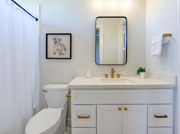 820 Wakefield Drive A, Houston TX 77018