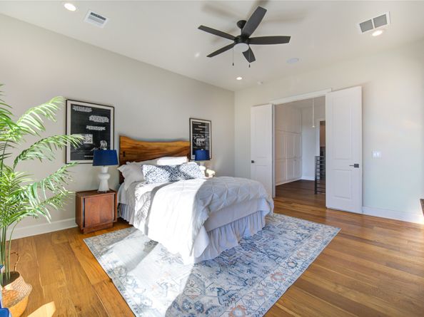 820 Wakefield Drive A, Houston TX 77018