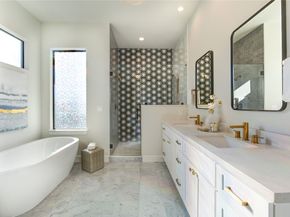 820 Wakefield Drive A, Houston TX 77018