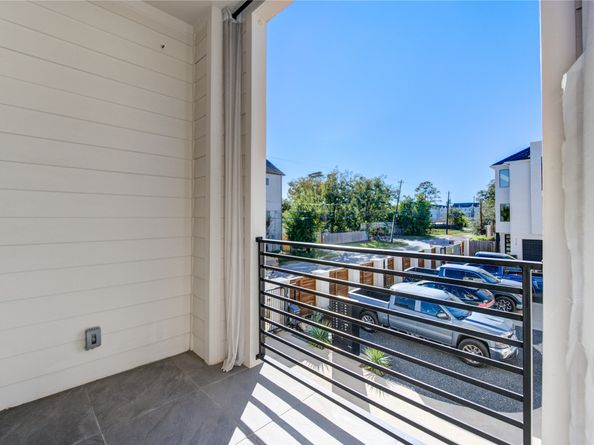 820 Wakefield Drive A, Houston TX 77018