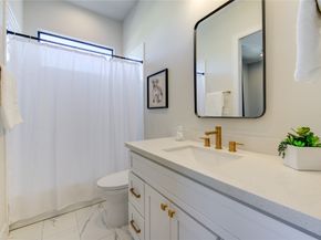 820 Wakefield Drive A, Houston TX 77018