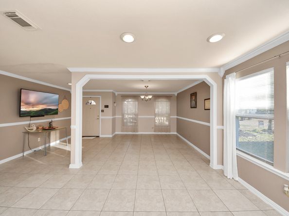 9519 Summer Laurel Lane, Houston TX 77088