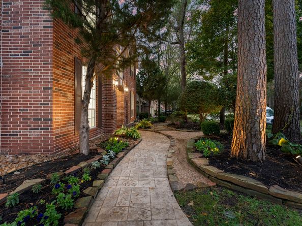 38 N Dragonwood Place, Spring TX 77381