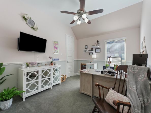 19219 Yellow Chestnut Lane, New Caney TX 77357