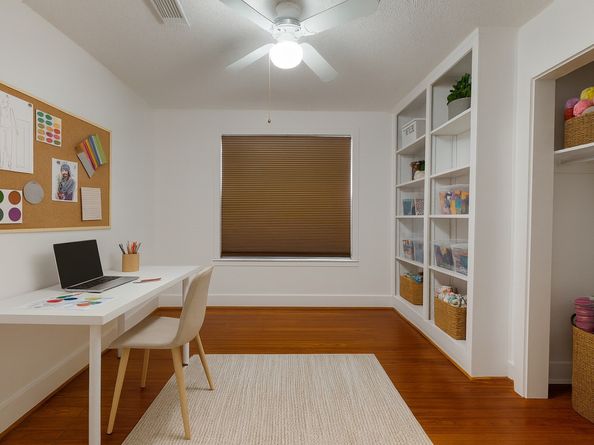 7004 Santa Maria Street, Houston TX 77023