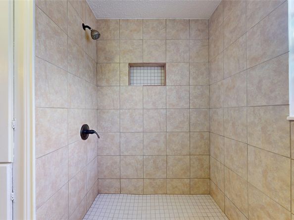 7004 Santa Maria Street, Houston TX 77023