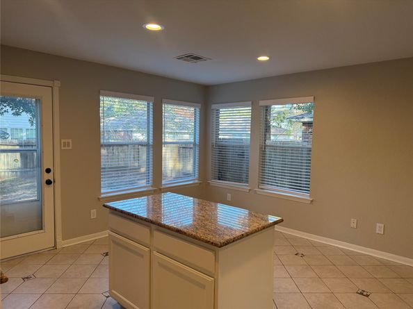 58 Shimmer Pond Pl, Conroe TX 77385