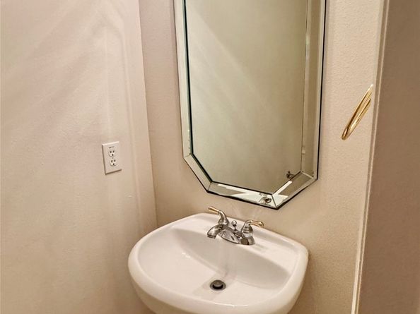 14902 Rock Mill Lane, Sugar Land TX 77498