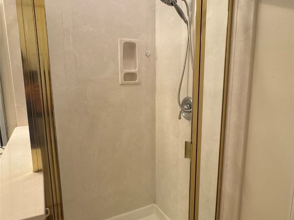 14902 Rock Mill Lane, Sugar Land TX 77498