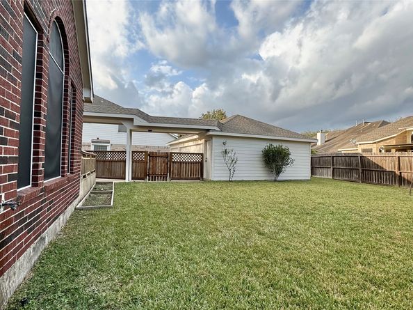 14902 Rock Mill Lane, Sugar Land TX 77498