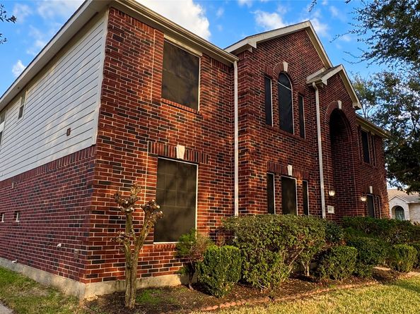 14902 Rock Mill Lane, Sugar Land TX 77498