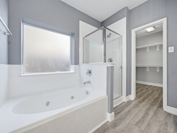 2810 Lockeridge Pines Drive, Spring TX 77386