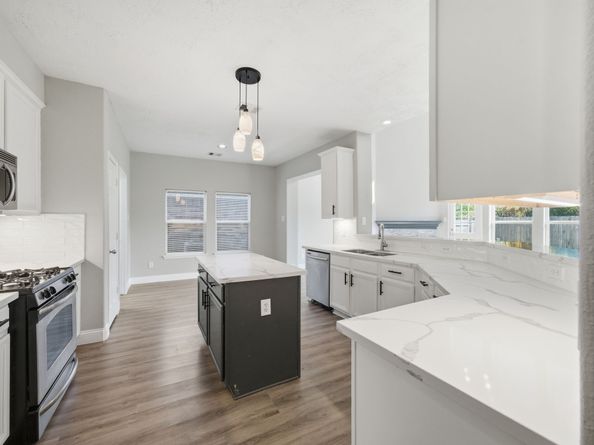 2810 Lockeridge Pines Drive, Spring TX 77386