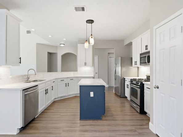 2810 Lockeridge Pines Drive, Spring TX 77386