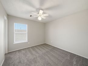 2810 Lockeridge Pines Drive, Spring TX 77386