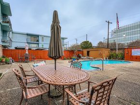 505 Westcott Street 307, Houston TX 77007