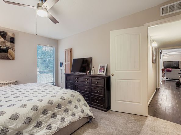 505 Westcott Street 307, Houston TX 77007