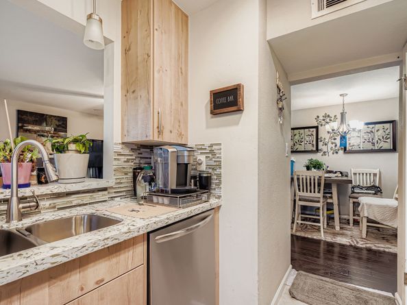 505 Westcott Street 307, Houston TX 77007