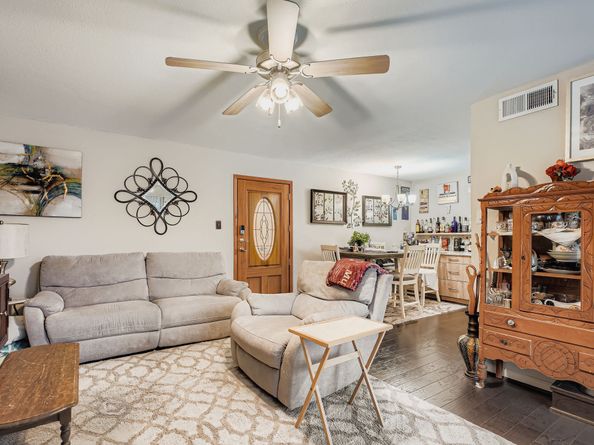 505 Westcott Street 307, Houston TX 77007