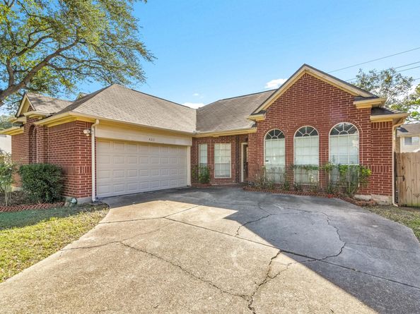 4211 Torrey Creek Lane, Houston TX 77014