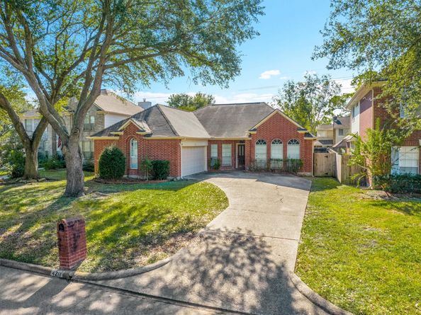 4211 Torrey Creek Lane, Houston TX 77014