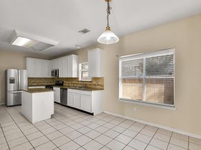 4211 Torrey Creek Lane, Houston TX 77014