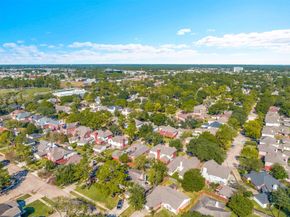 4211 Torrey Creek Lane, Houston TX 77014