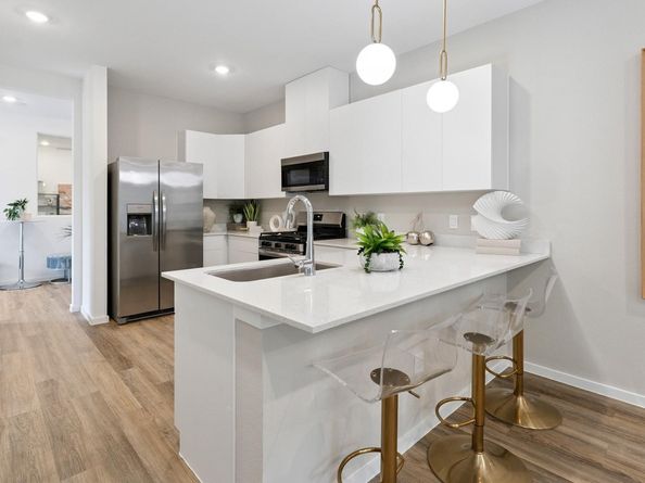 5932 Manning Oaks Street, Houston TX 77091