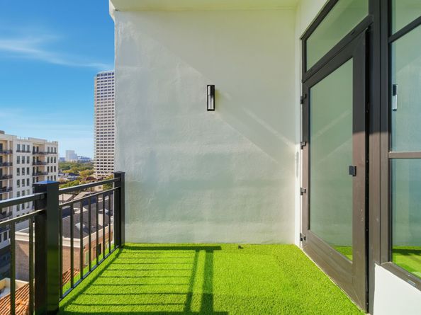 2323 San Felipe Street 803, Houston TX 77019