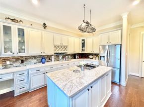 5318 Handbrook Drive, Houston TX 77069