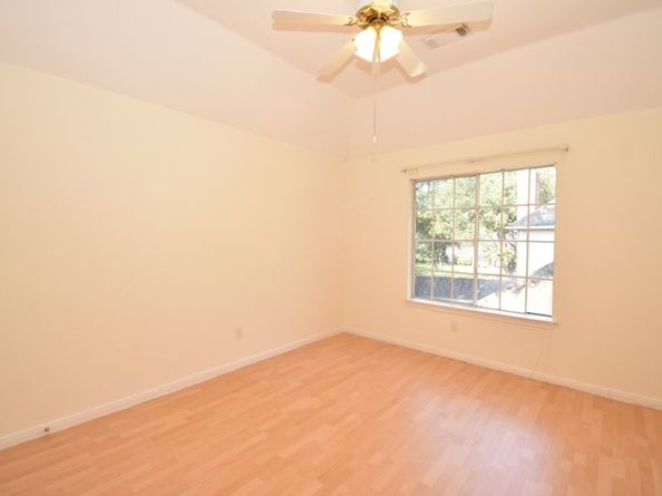 16 Treverstone Court, Sugar Land TX 77479